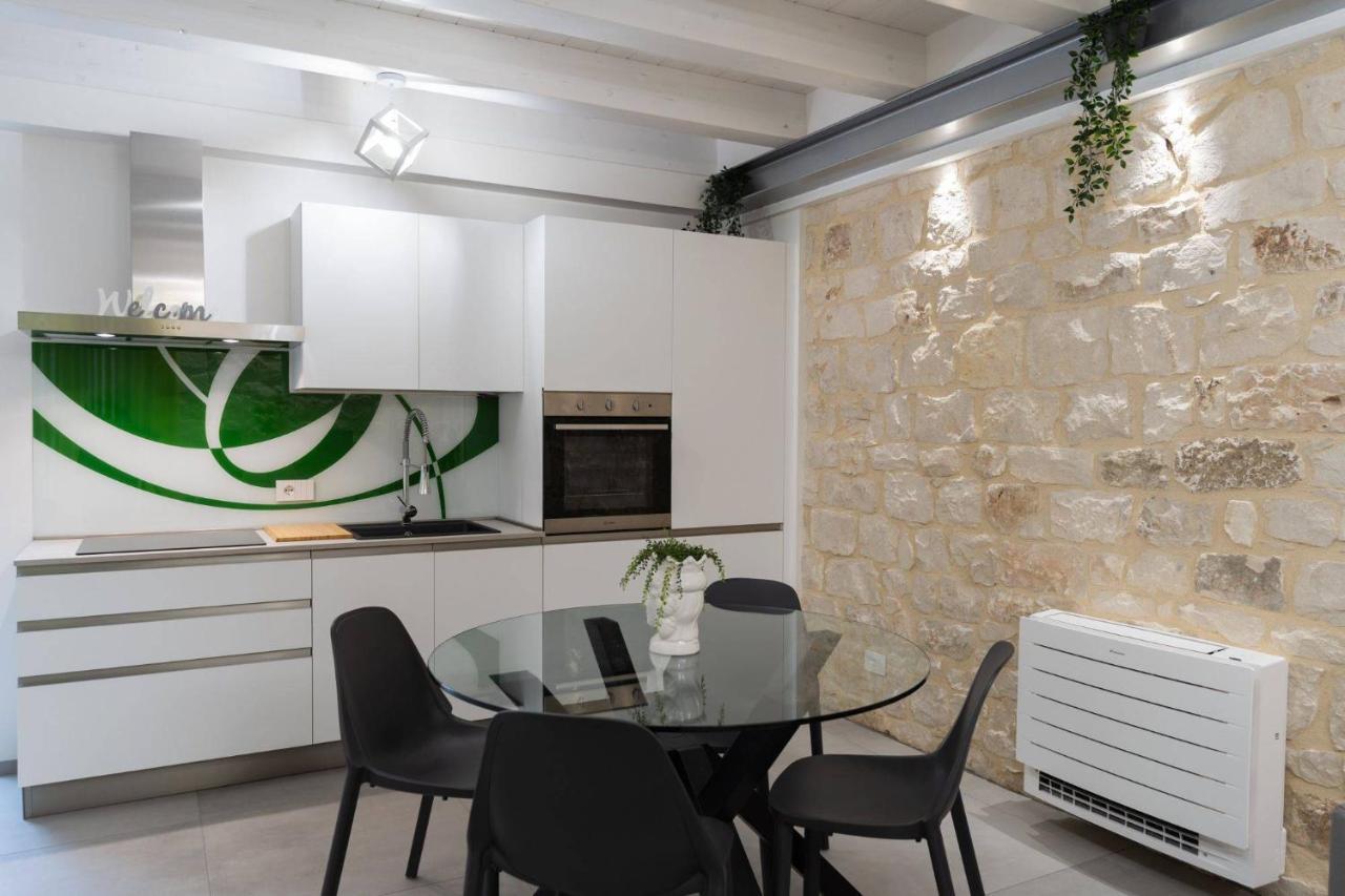 Lovely Modern Apartment Modica Exterior photo